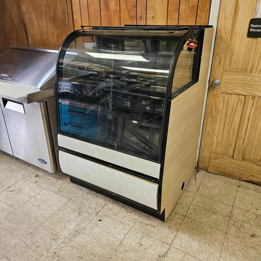 [USED] Federal 36" Refrigerated Bakery Display Case (3 Shelves)