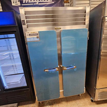 Traulsen ALT232DUT-FHS Spec Line 48" 2 Section Narrow Reach-In Freezer [OPEN-BOX]