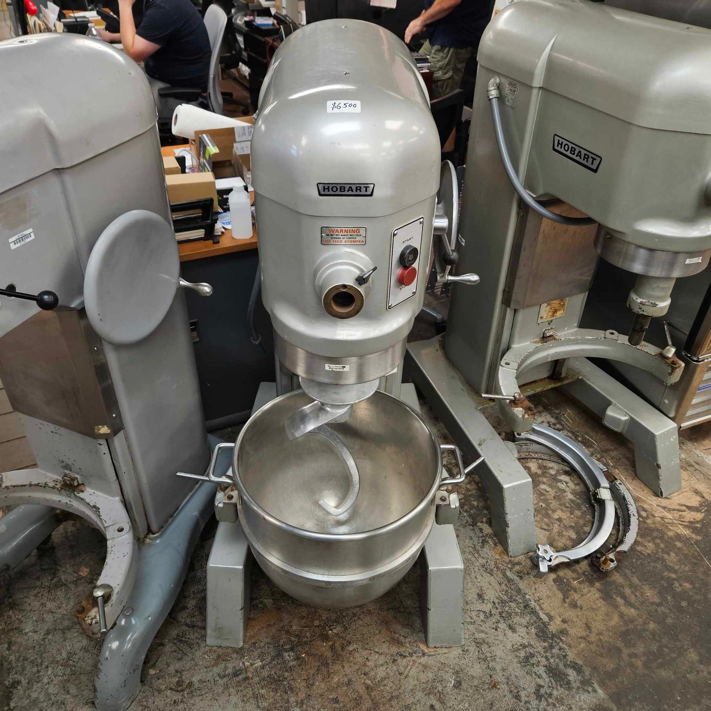 [USED] Hobart H-600 60 Qt. Dough Mixer w/ Bowl & Attachments