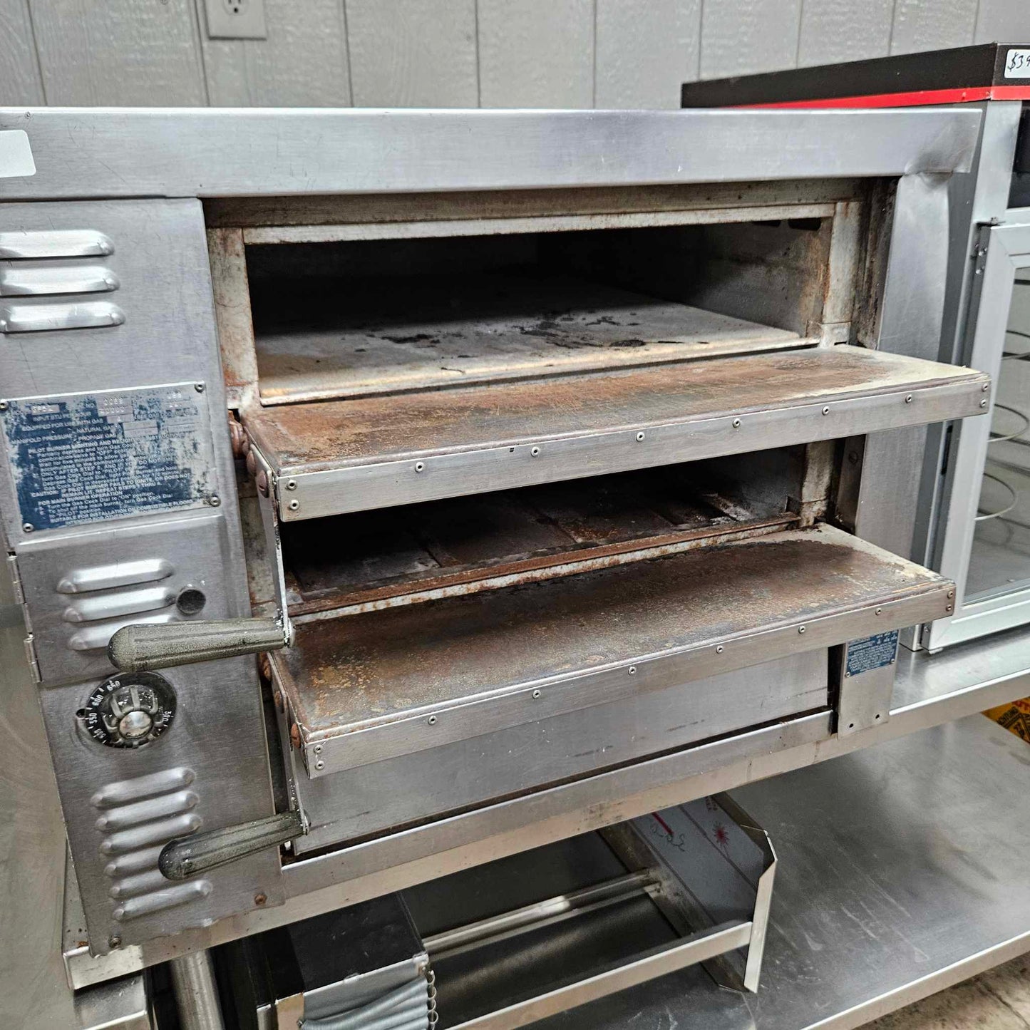 [USED] Bakers Pride GP51 Countertop Double Deck Gas Pizza Ovens