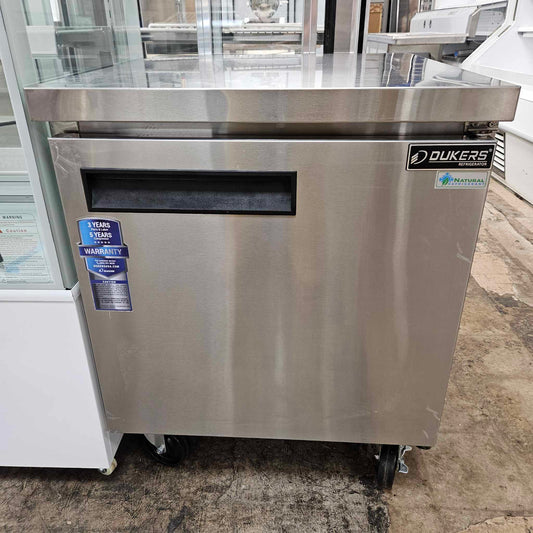 Dukers DUC29R 29" Undercounter Reach-In Refrigerator [OPEN-BOX]