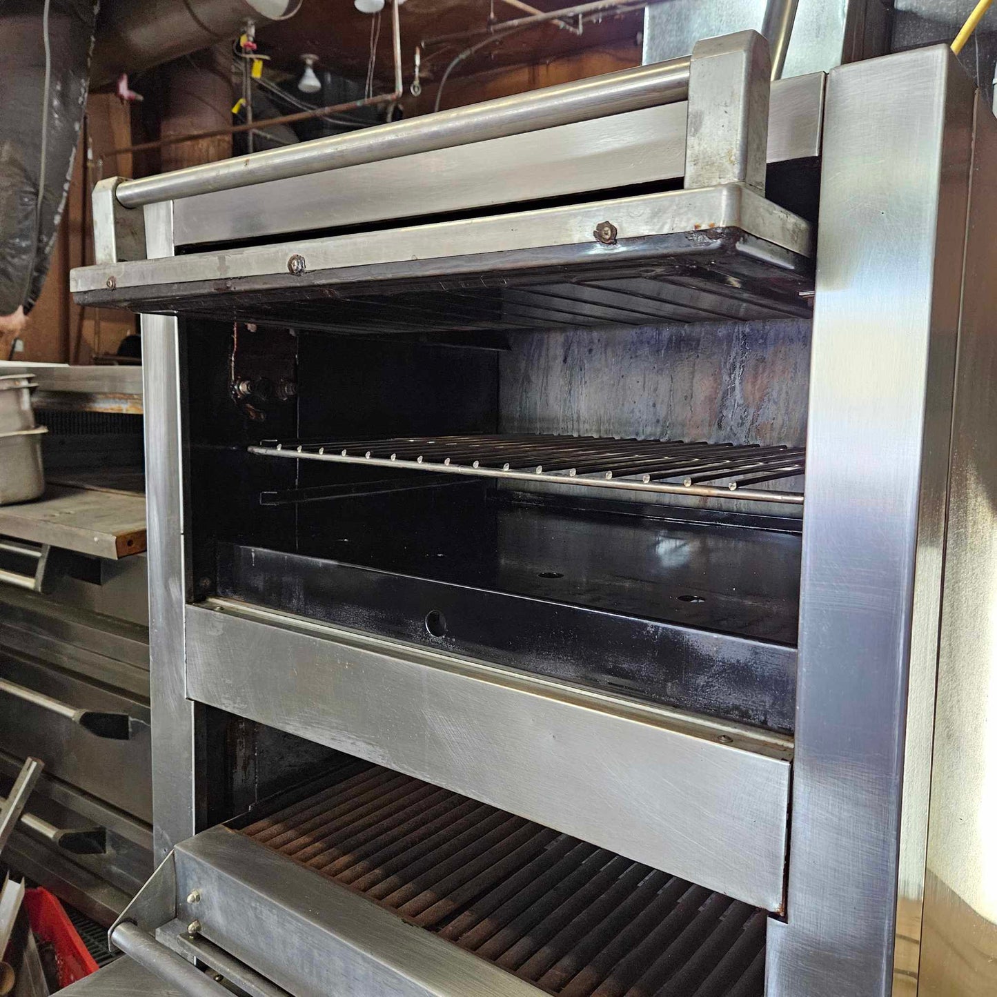 [USED] Garland M60XS Natural Gas Upright Ceramic Broiler w/ Cabinet Base & Finishing Oven