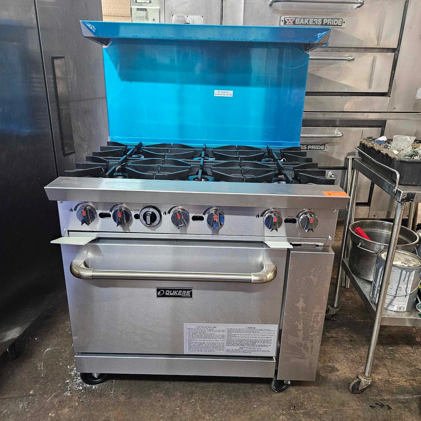 Dukers DCR36-6B 36" Natural Gas 6 Burner Range [OPEN-BOX]