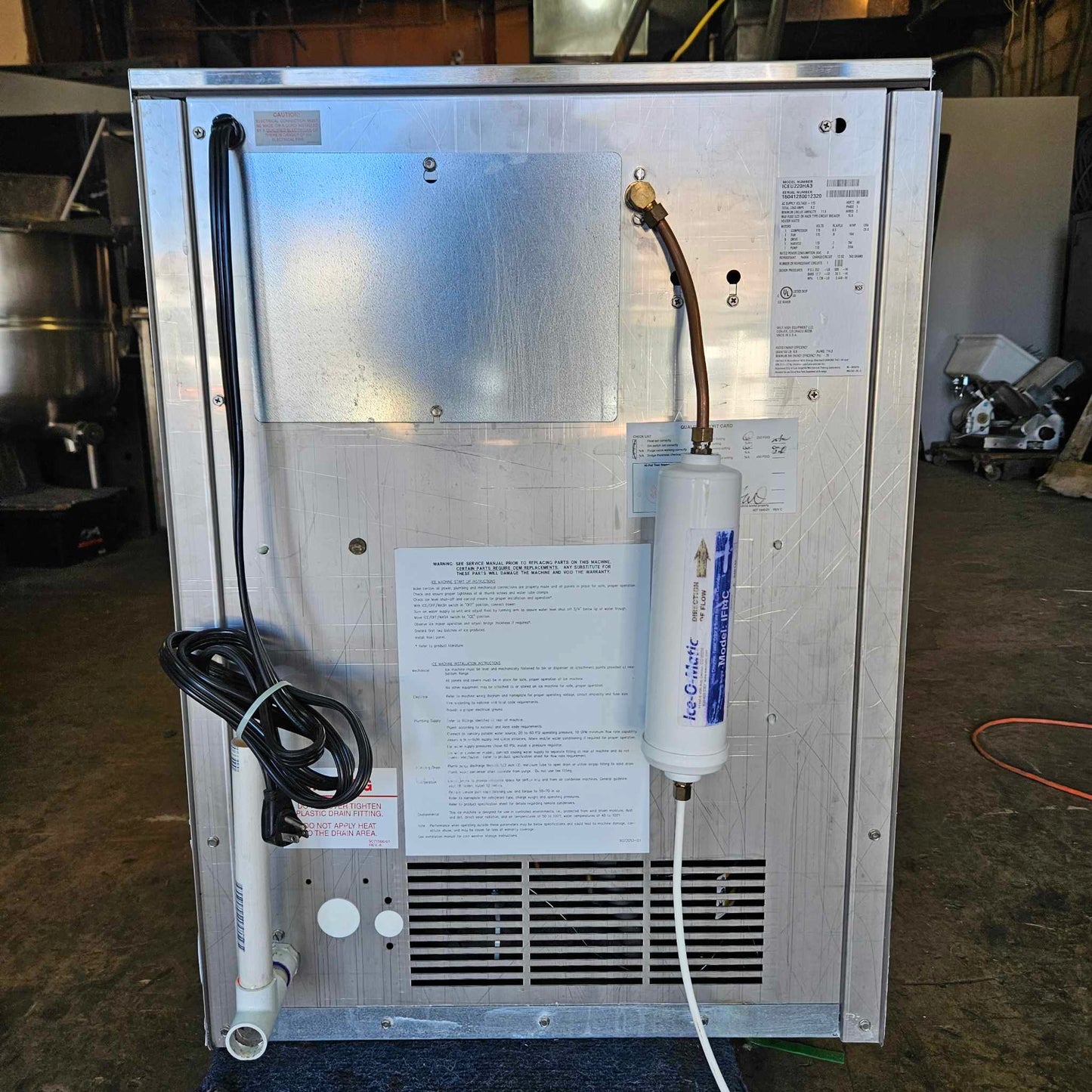 [USED] Ice-O-Matic ICEU220HA 24"W Air Cooled Half Cube Undercounter Ice Machine - 238 lbs/24hr