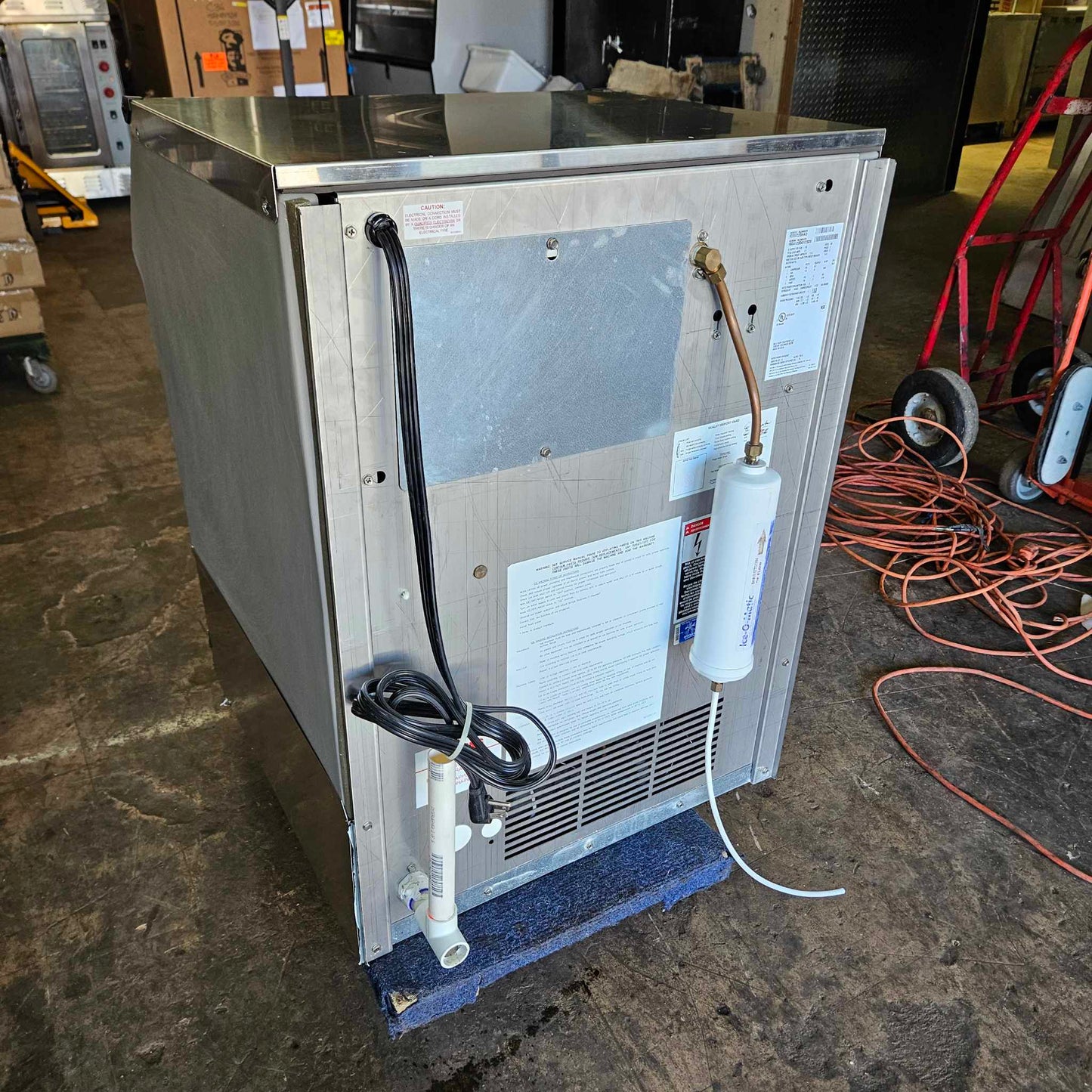 [USED] Ice-O-Matic ICEU220HA 24"W Air Cooled Half Cube Undercounter Ice Machine - 238 lbs/24hr