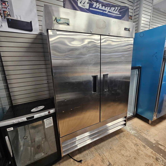 [USED] Avantco A-49F-HC 54" Solid 2 Door Reach-In Freezer