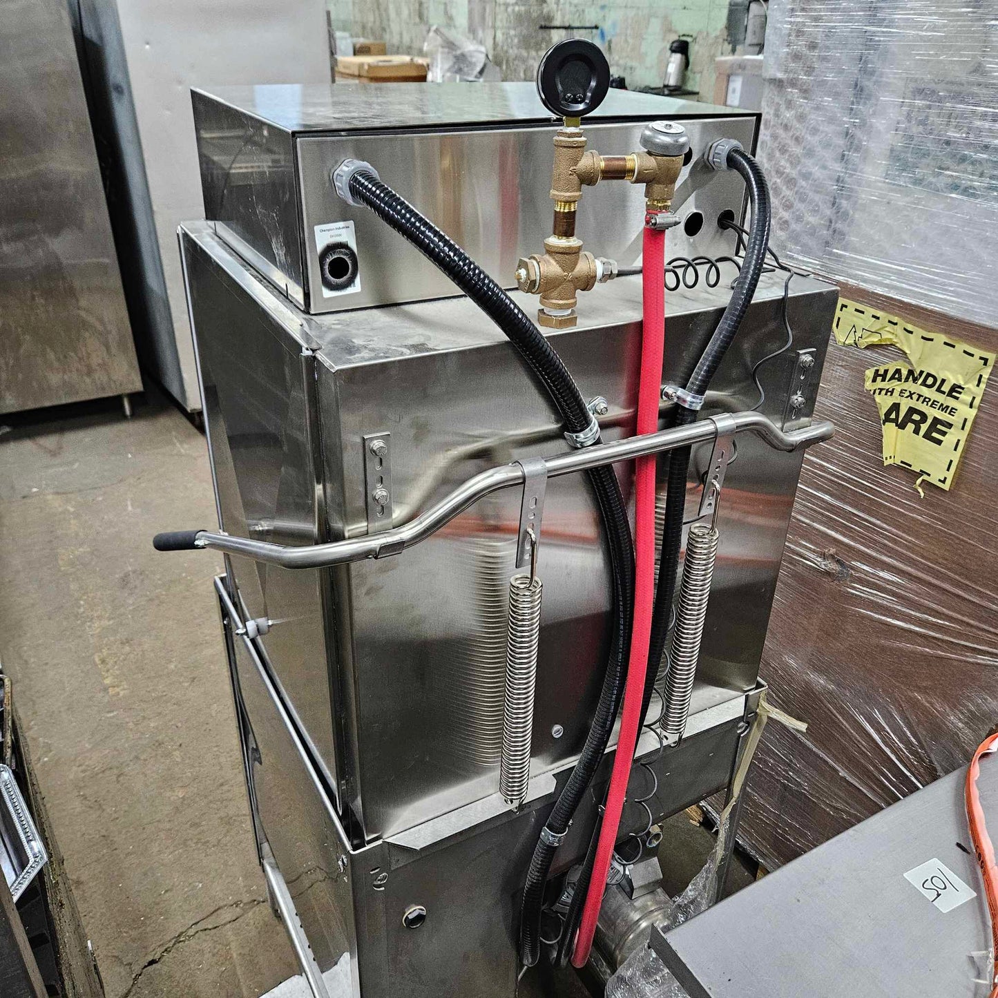 Champion DH-2000 Versa-Clean High Temp Door Type Dishwasher [OPEN-BOX]