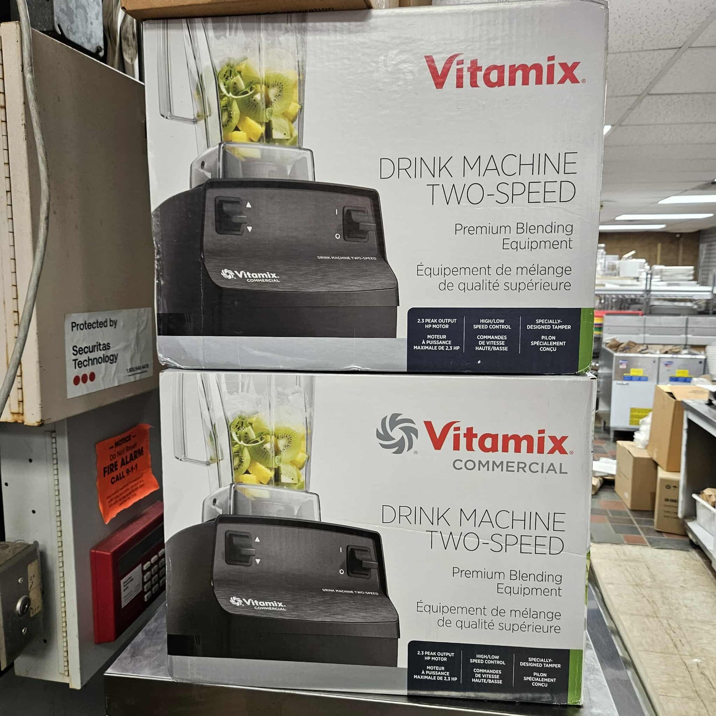 Vitamix 62828 Drink Machine 2-Speed 2.3 HP 64 oz. Blender with Toggle Controls [OPEN-BOX]