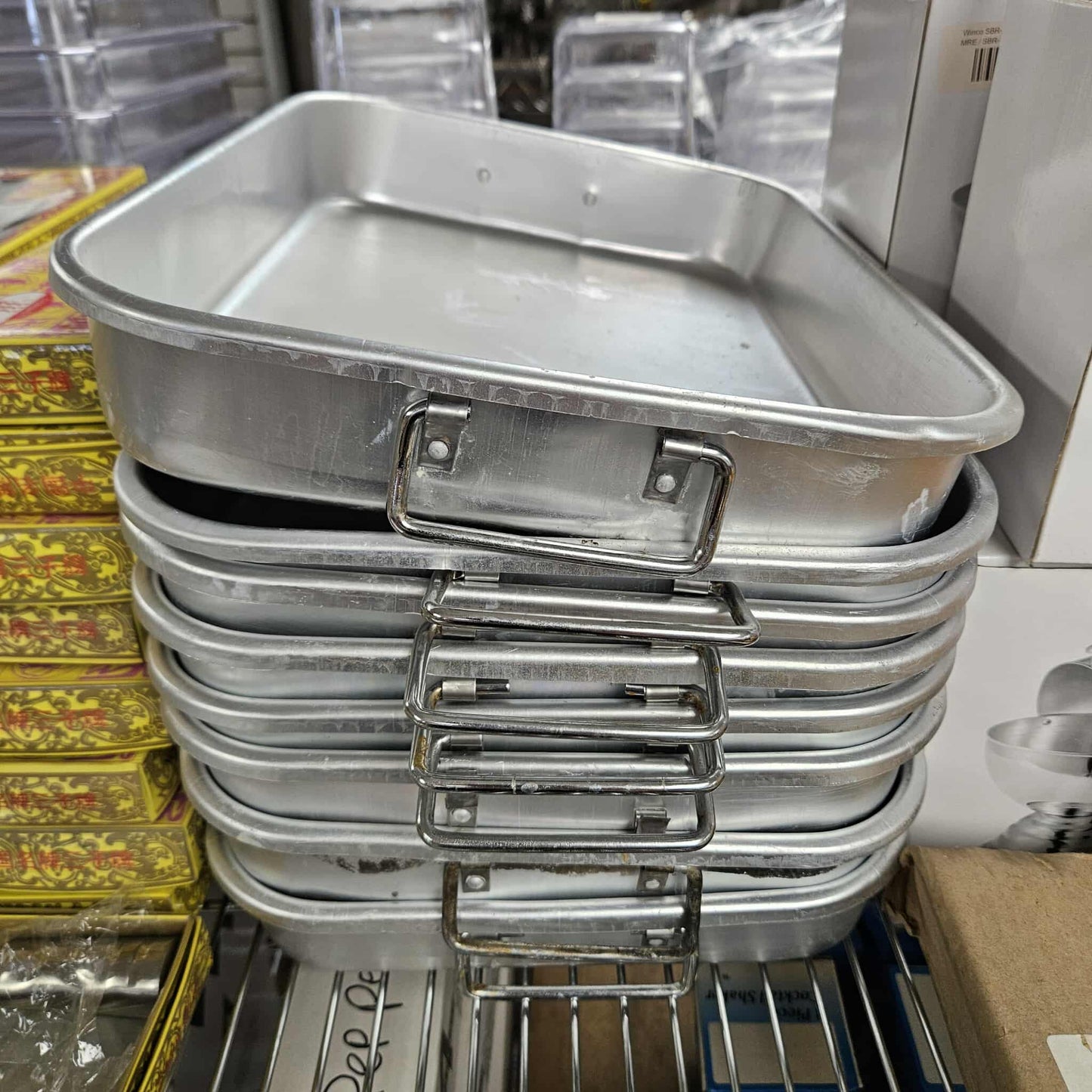 8 Qt. Aluminum Roasting Pan with Handles - (18" x 12" x 2 1/2")