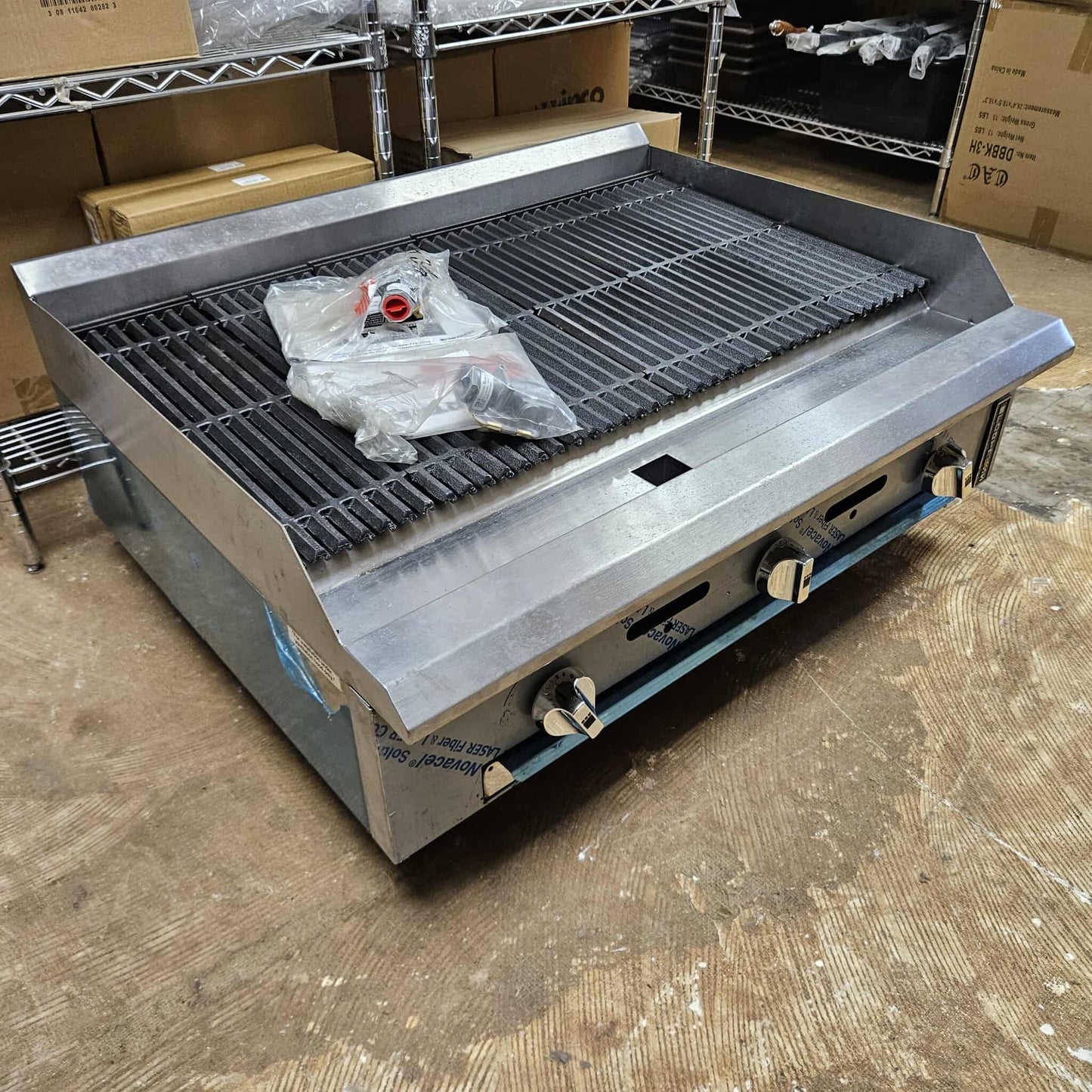 Fortress FGCB36 36" Gas Radiant Charbroiler [DISCONTINUED]