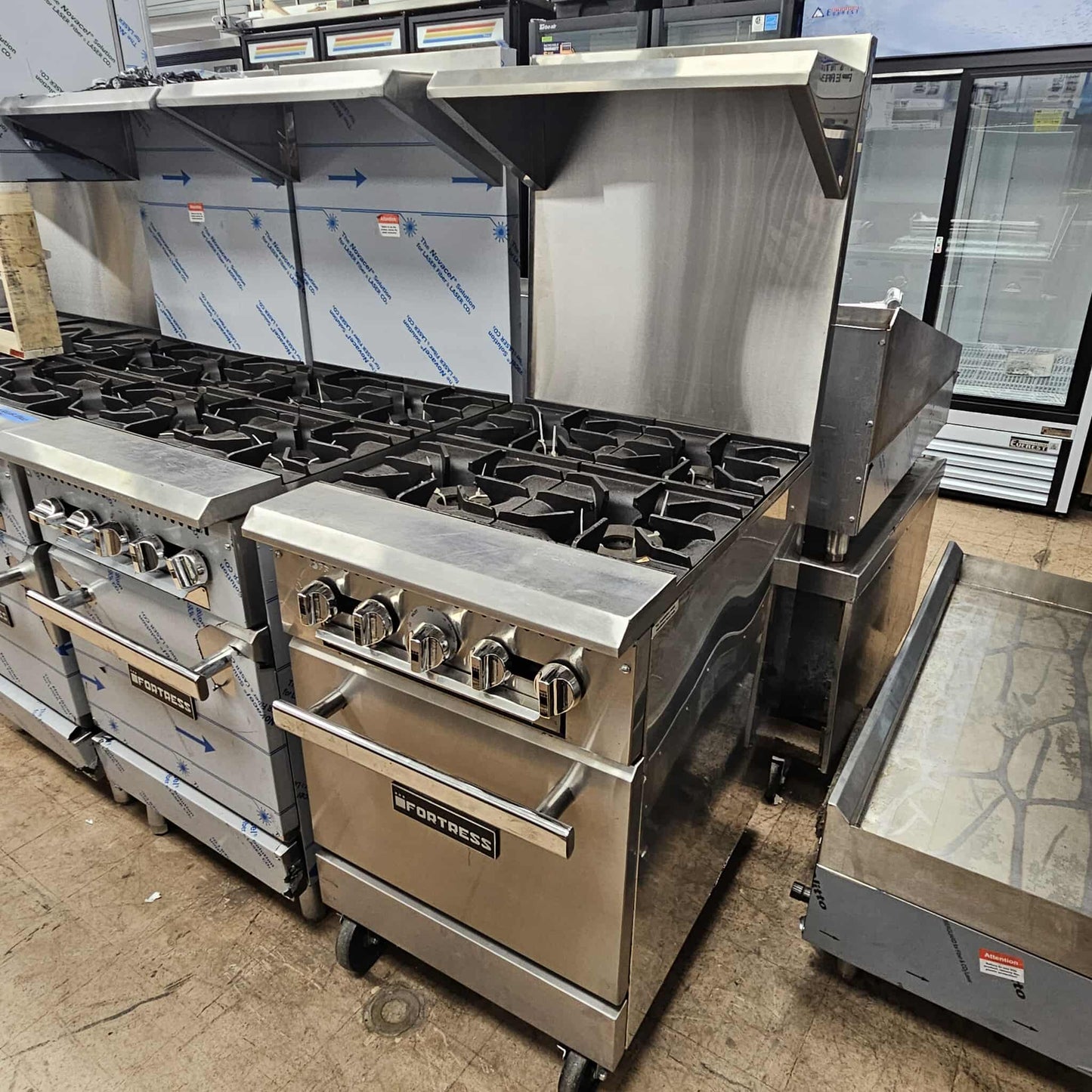 Fortress FGR4B 24" 4 Burner Gas Range [DISCONTINUED]