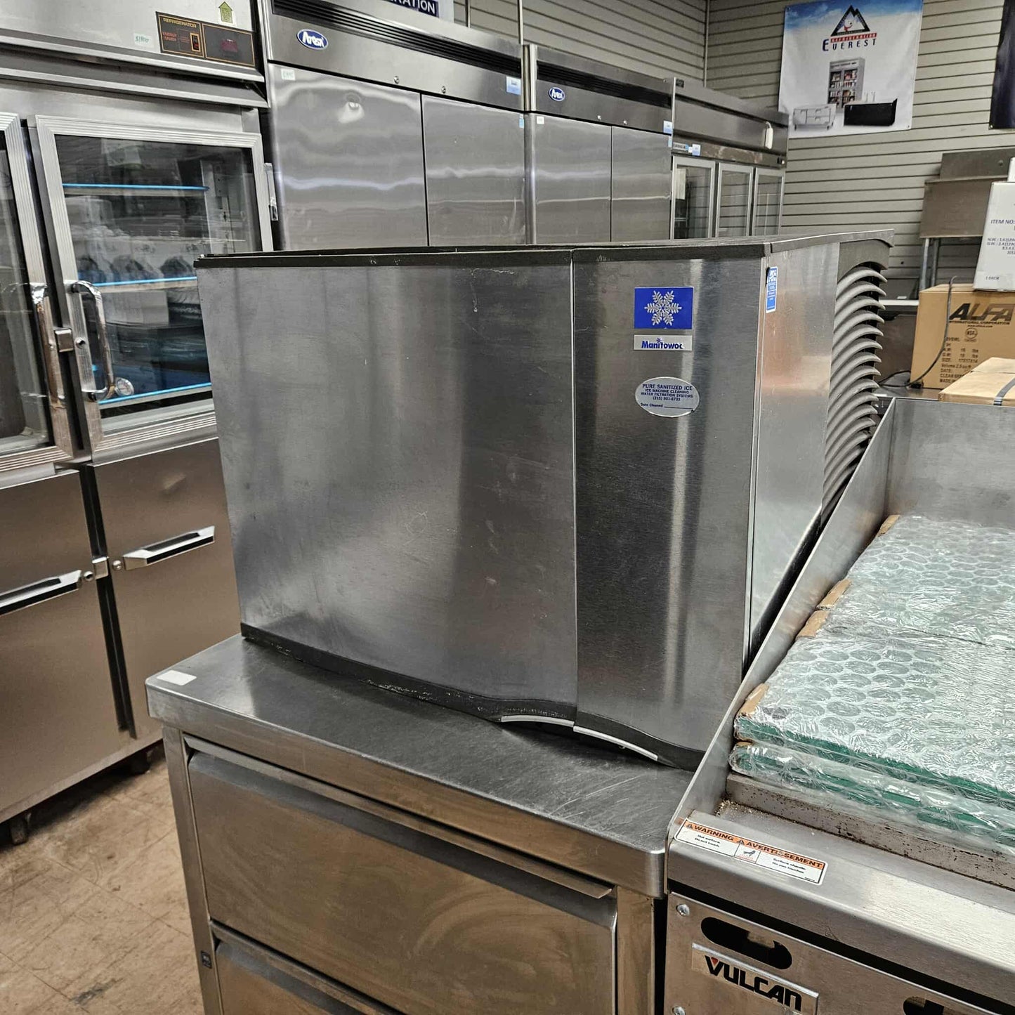 [USED] Manitowoc SD0453W Water Cooled Cubed Ice Machine - 460lb/24hr (NO BIN)