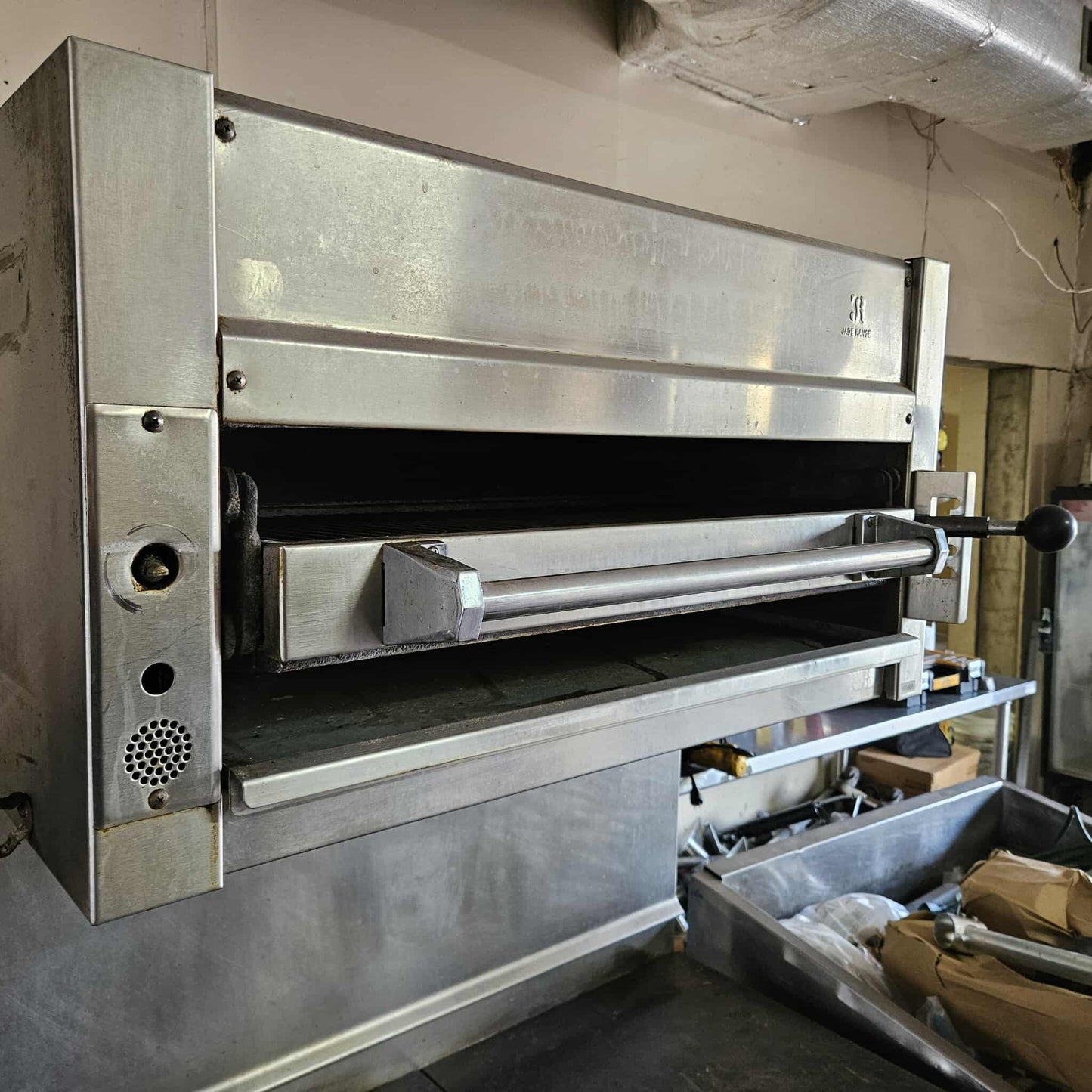 [USED] Jade Range JTRH-2FHT-36C 36" Natural Gas French Top Range w/ Convection Oven & JSB-36WM 36" Salamander Infrared Broiler