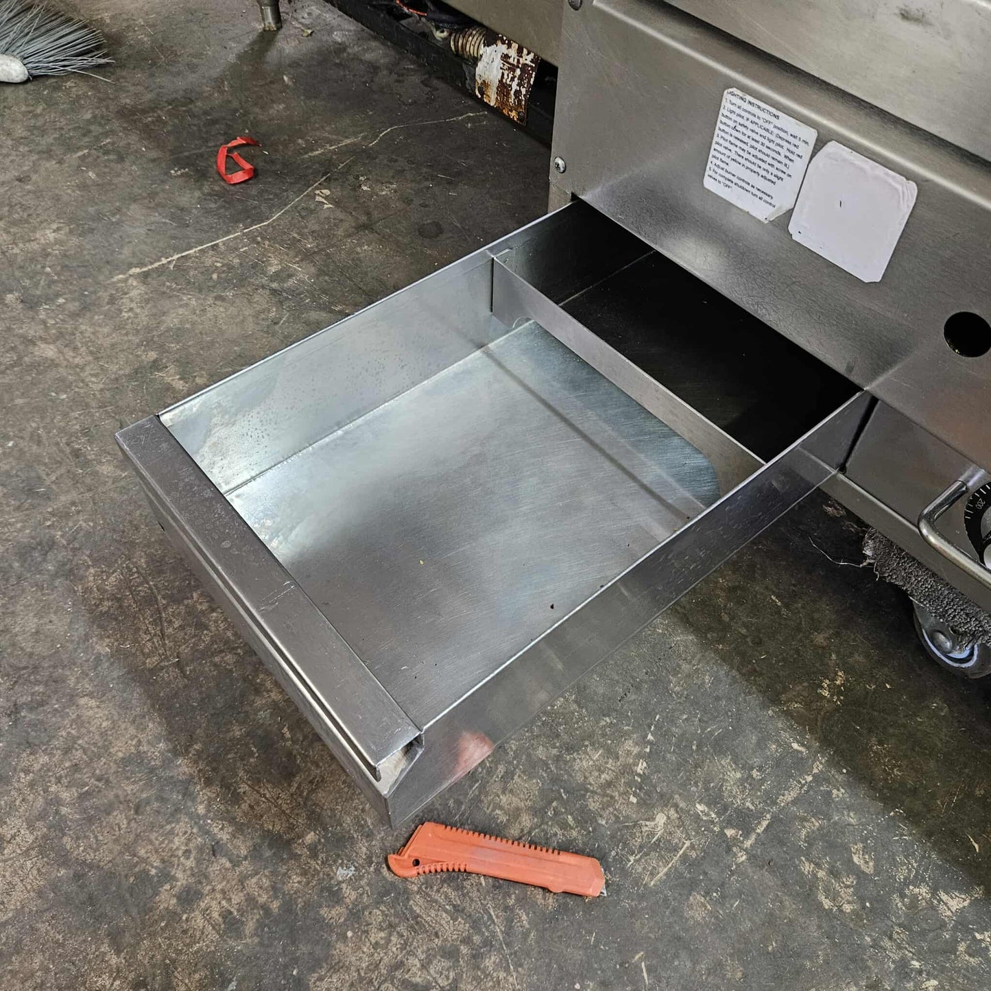 [USED] Vulcan VIG48-R3 48" Heavy Duty Chrome Top Natural Gas Griddle - 120V