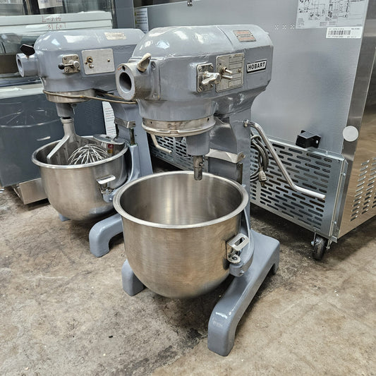 [USED] Hobart A200 20 Qt 3-Speed Mixer (Attachments & Bowl Included)