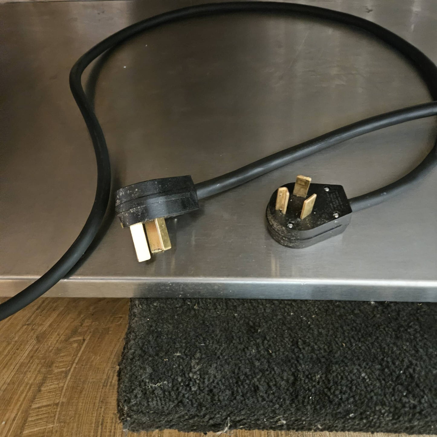 [USED] Custom 82" 6 Compartment Electric Steam Table w/ Sneeze Guard - 208V