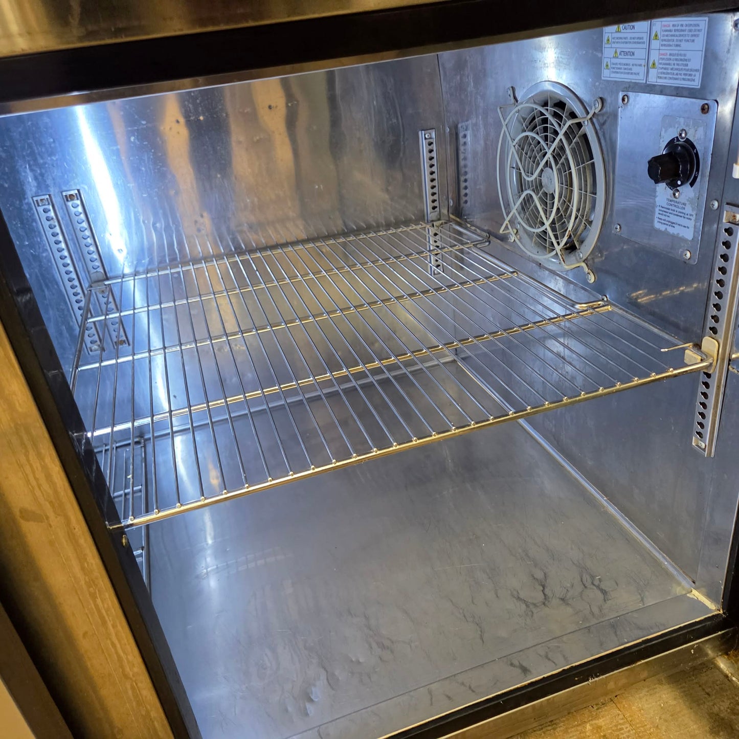 [USED] Turbo Air TPR-93SD-N 93" Refrigerated Pizza Prep Table w/ Granite Counter & Double Overshelf