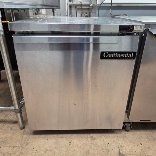 [USED] Continental SW27 27" Undercounter Refrigerator