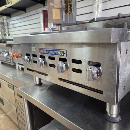 [USED] Bakers Pride BPHHPS-424I 24″ Natural Gas Step Up 4 Burner Hotplate