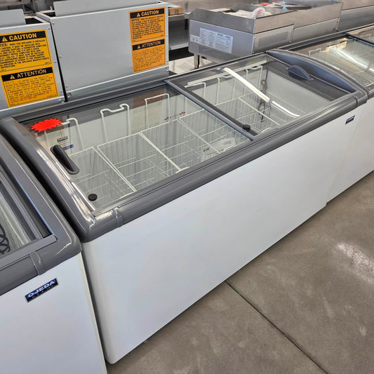 Ojeda NBH-60 60" Sliding Glass top Chest Freezer [OPEN-BOX]