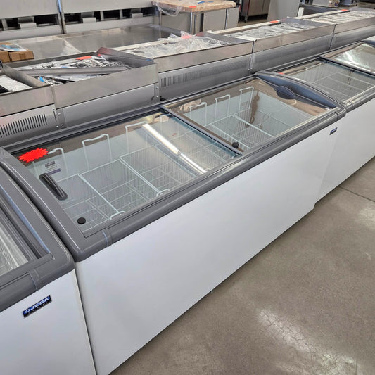 Ojeda NBH-68 68" Sliding Glass top Chest Freezer [OPEN-BOX]