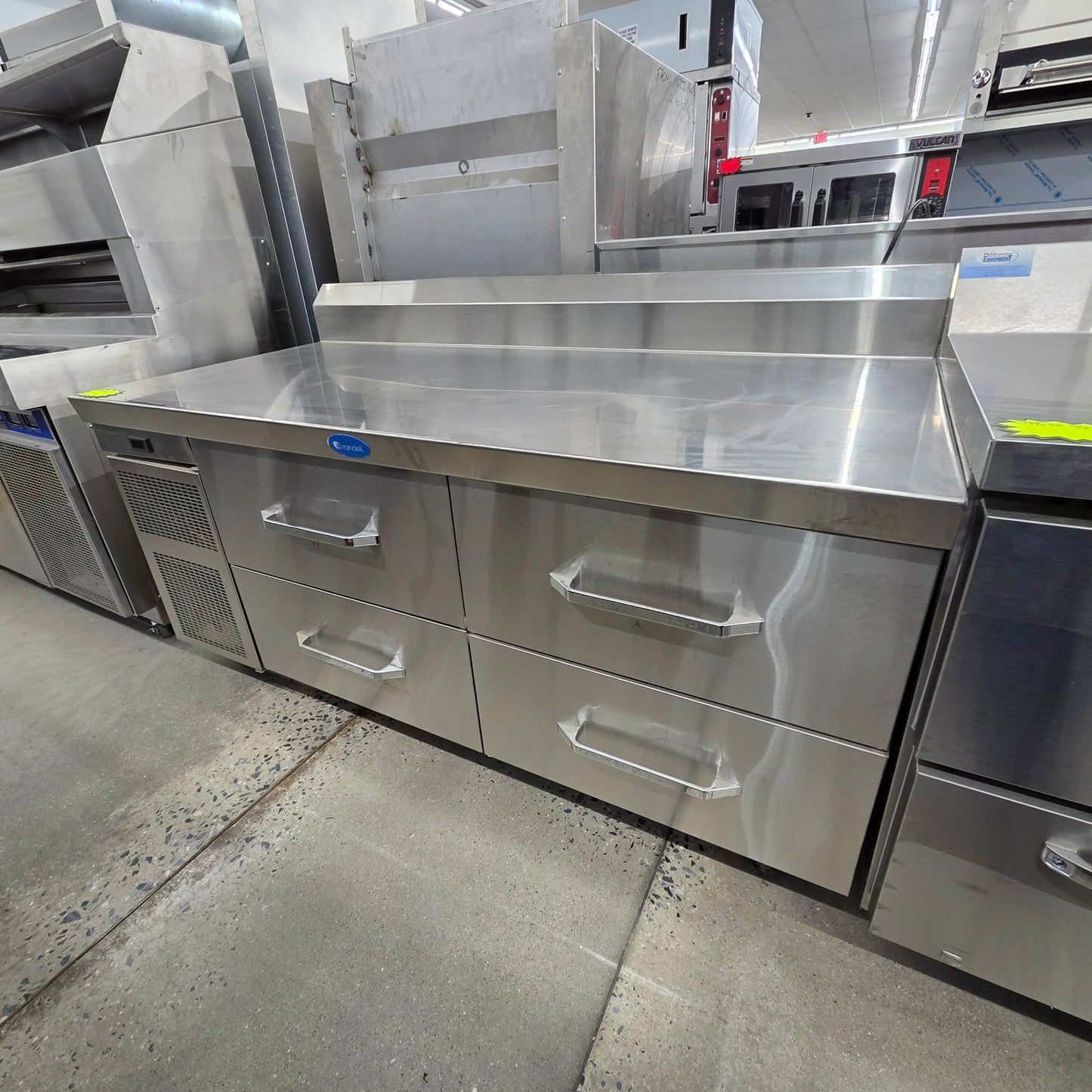 Randell 51368-513 68" Worktop Refrigerator w/ 4 Drawers [OPEN-BOX]