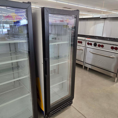 [USED] Imbera VRS05 19" Red Bull Glass Door Merchandiser