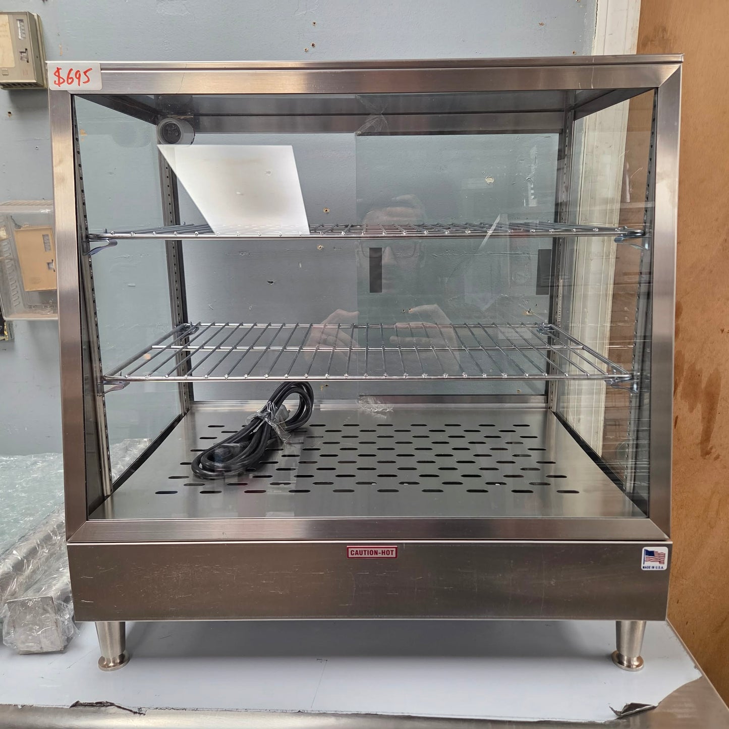 Carib 24" Countertop Heated Display Case - 120V [OPEN-BOX]