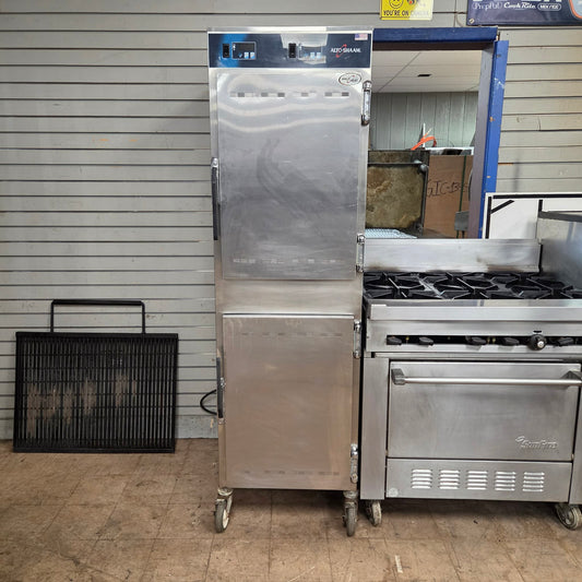 [USED] Alto-Shaam 1000-UP Full Height Insulated Mobile Heated Cabinet - 120V