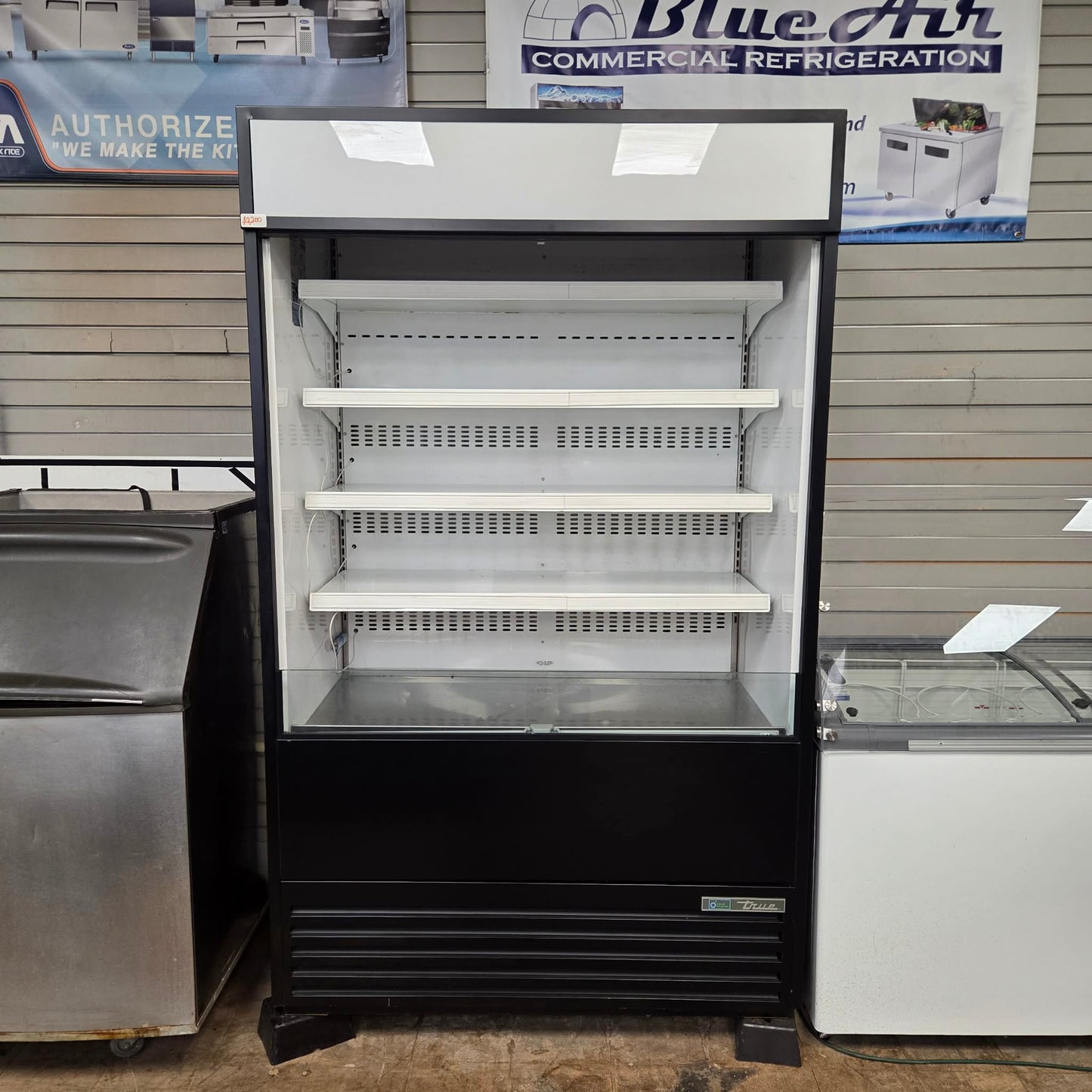 [USED] True TOAM-48-HC~TSL01 48" Vertical Open Air Merchandiser Refrigerator
