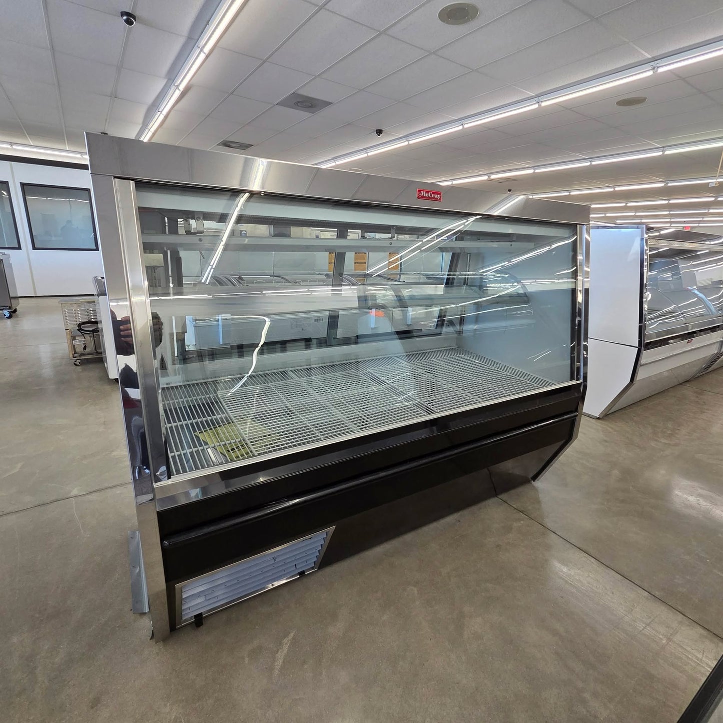 Howard McCray SC-CDS34N-6-BE-LED 72" Double-Duty Refrigerated Deli Case [OPEN-BOX]