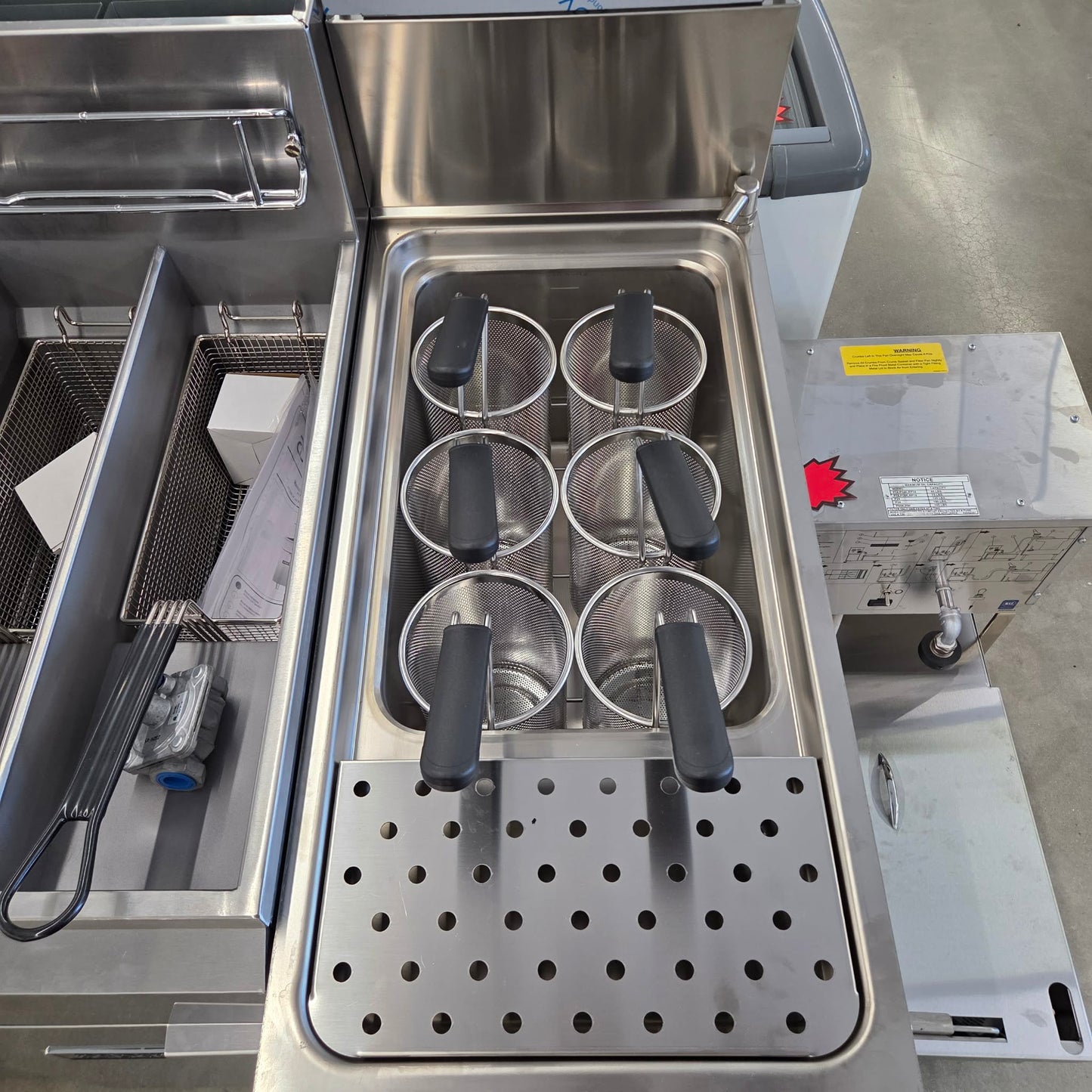 Rosito Bisani CPG1 12 Gallon Natural Gas Single Tank Pasta Cooker [OPEN-BOX]