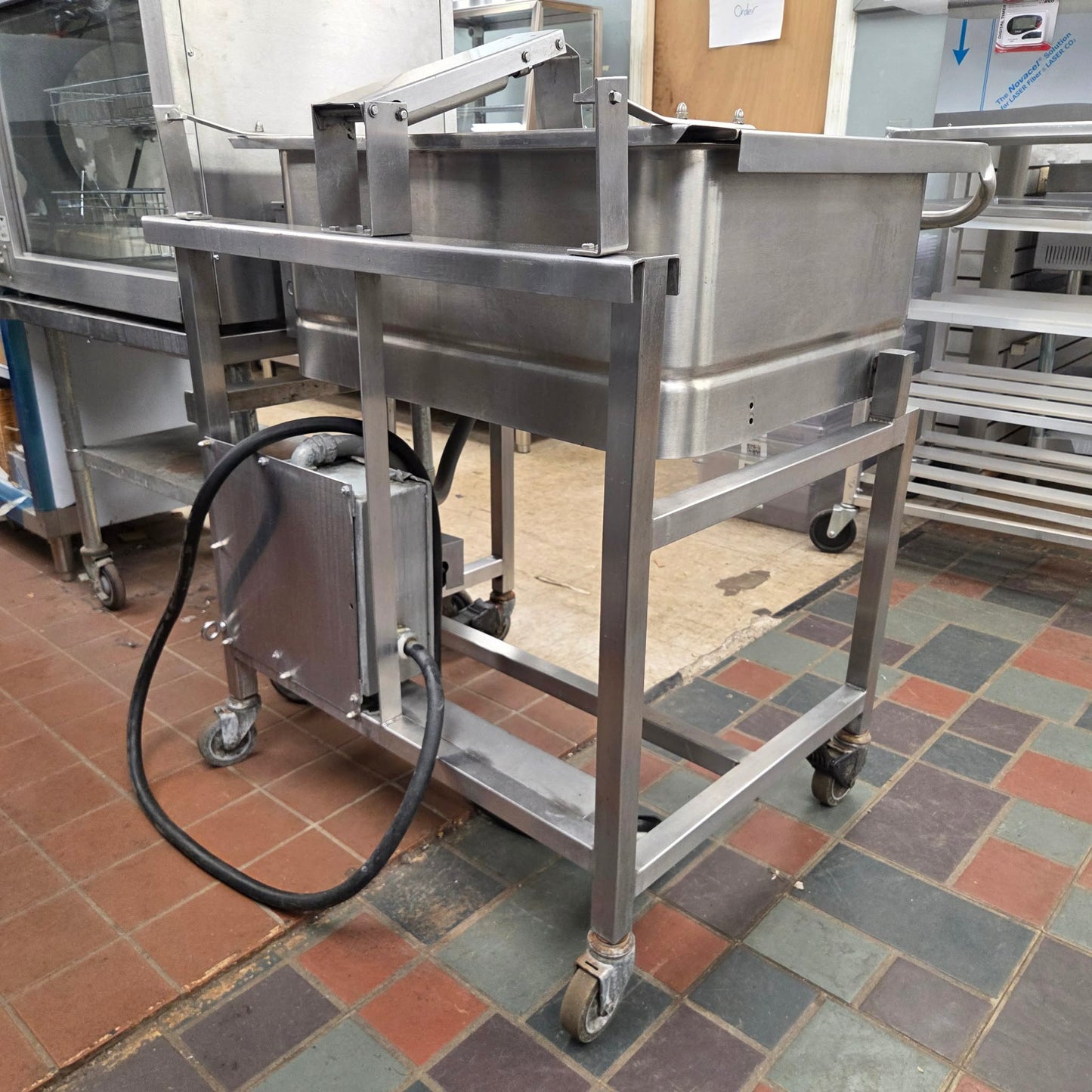 [USED] Groen NFPC-3-9 30 Gallon Electric Tilt Skillet - 208V/3Ph