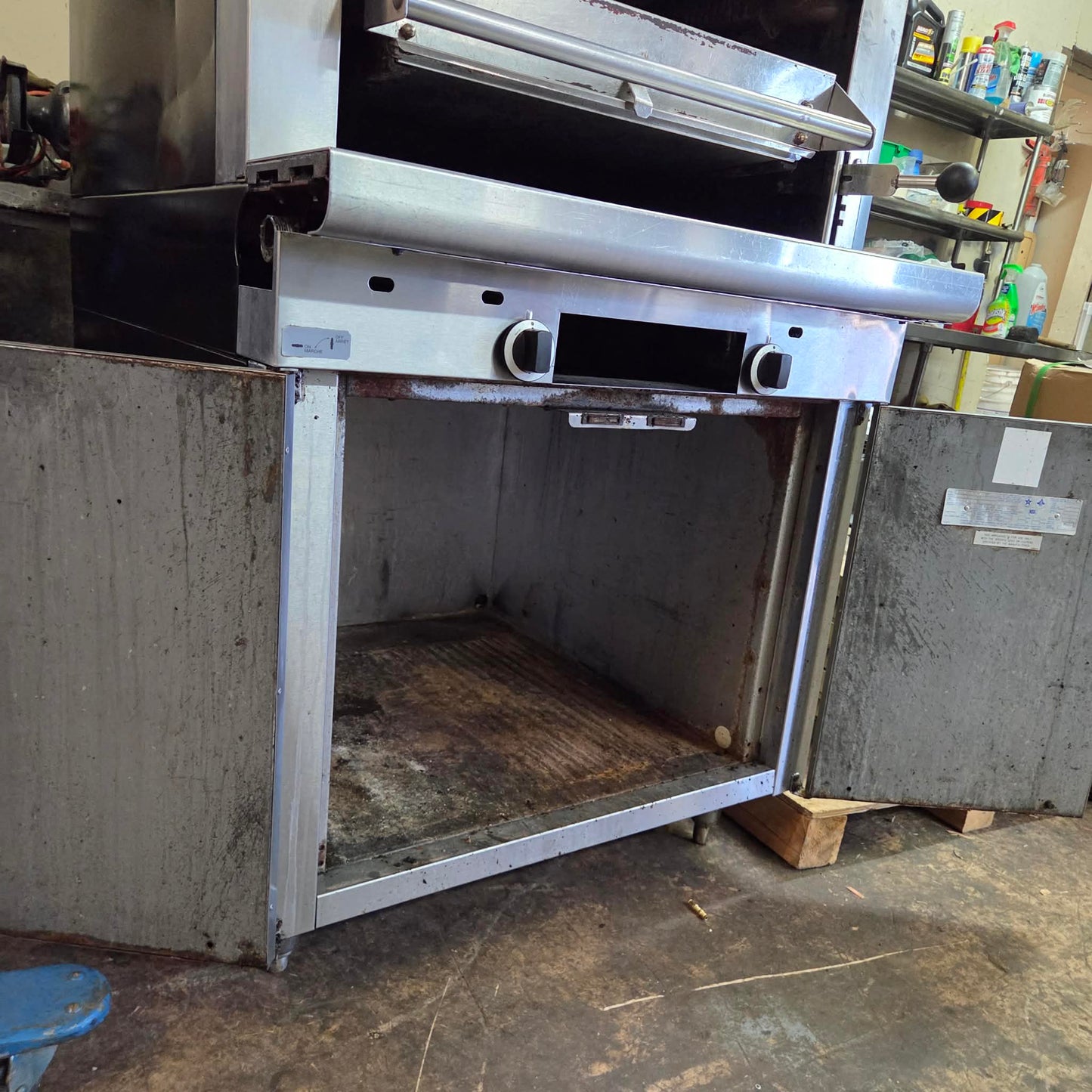 [USED] Garland M60XS Heavy Duty Radiant Upright Deck Broiler