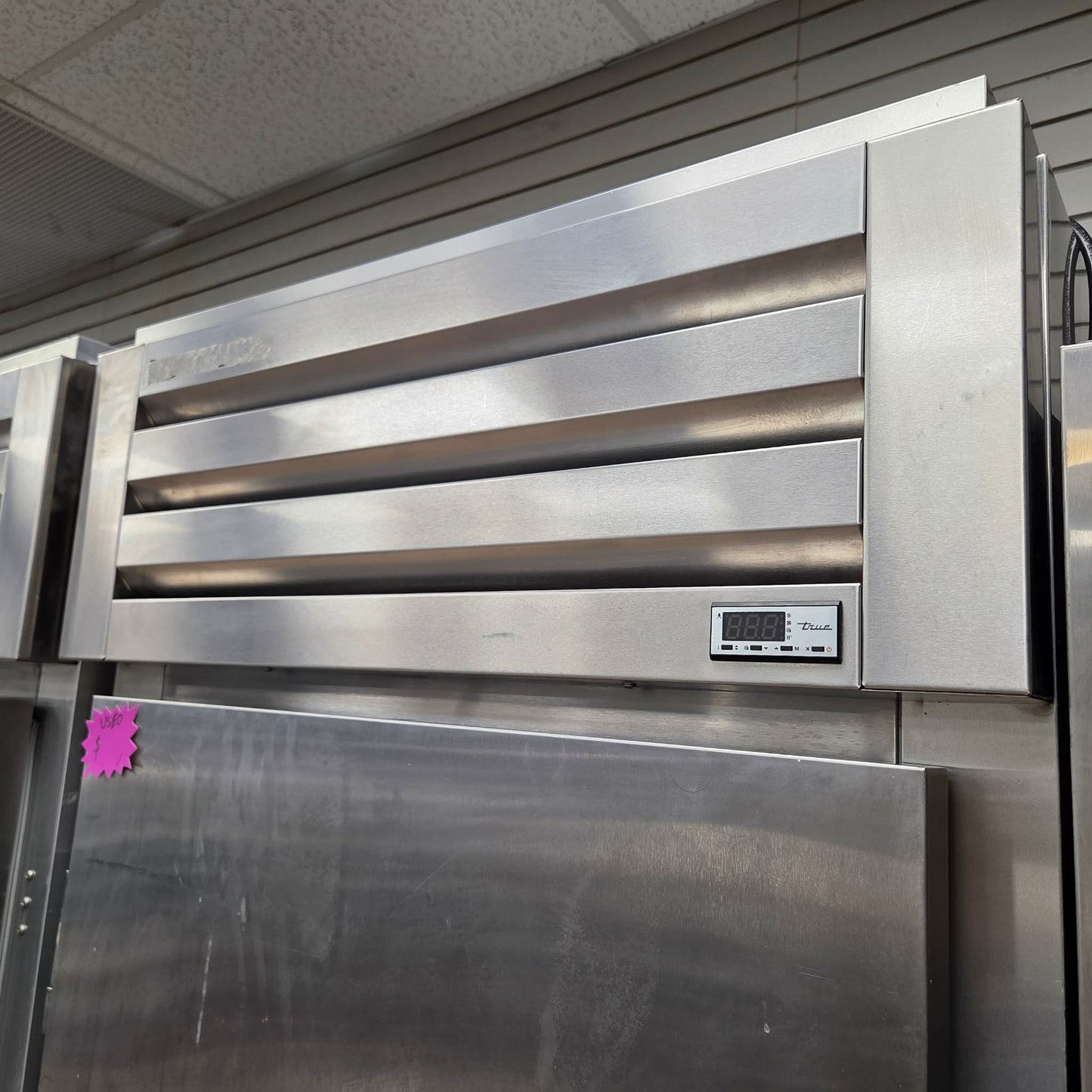 [USED] True STG1RRI89-1S-HC 35" One Section Roll In Refrigerator