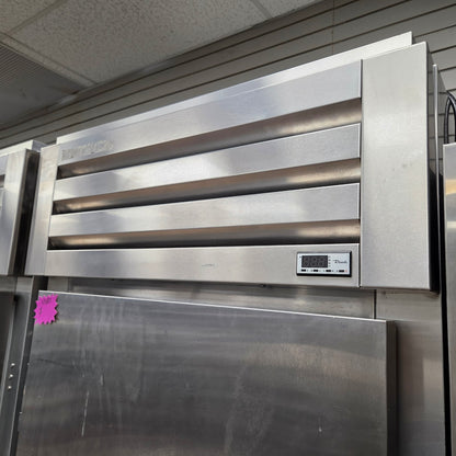 [USED] True STG1RRI89-1S-HC 35" One Section Roll In Refrigerator