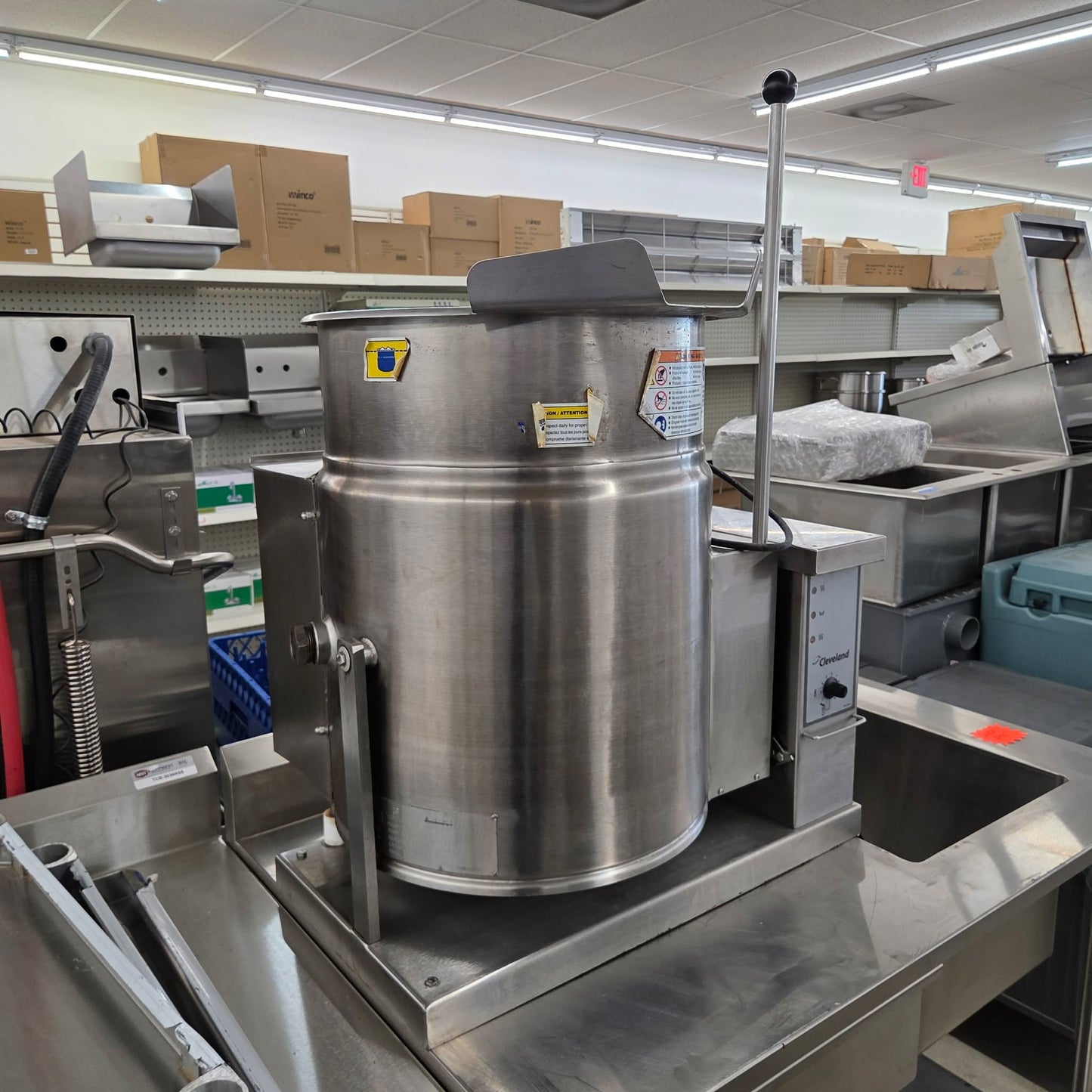 [USED] Cleveland KGT-12-T Natural Gas 12 Gallon Tilting 2/3 Steam Jacketed Tabletop Kettle