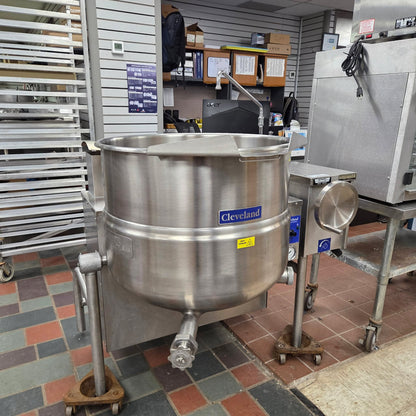 [USED] Cleveland KGL-40-T Natural Gas 40 Gallon Tilting 2/3 Steam Jacketed Kettle