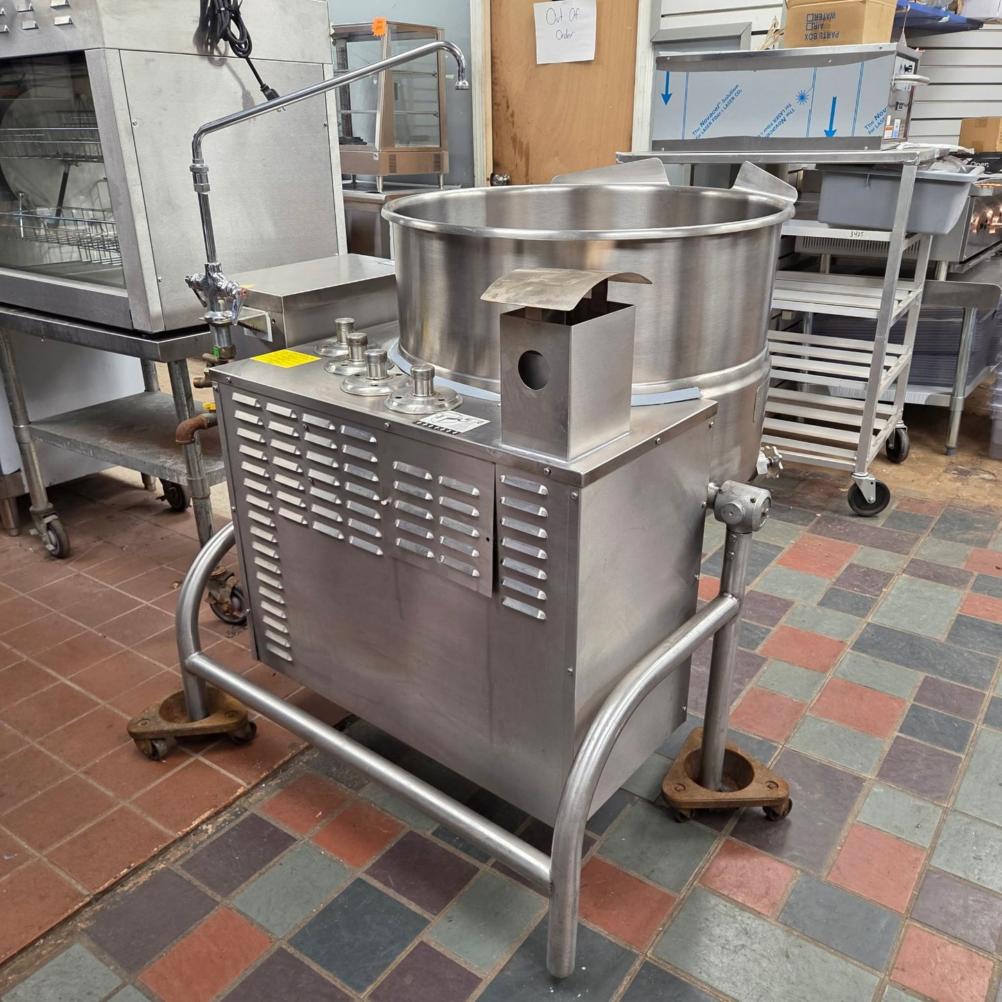 [USED] Cleveland KGL-40-T Natural Gas 40 Gallon Tilting 2/3 Steam Jacketed Kettle