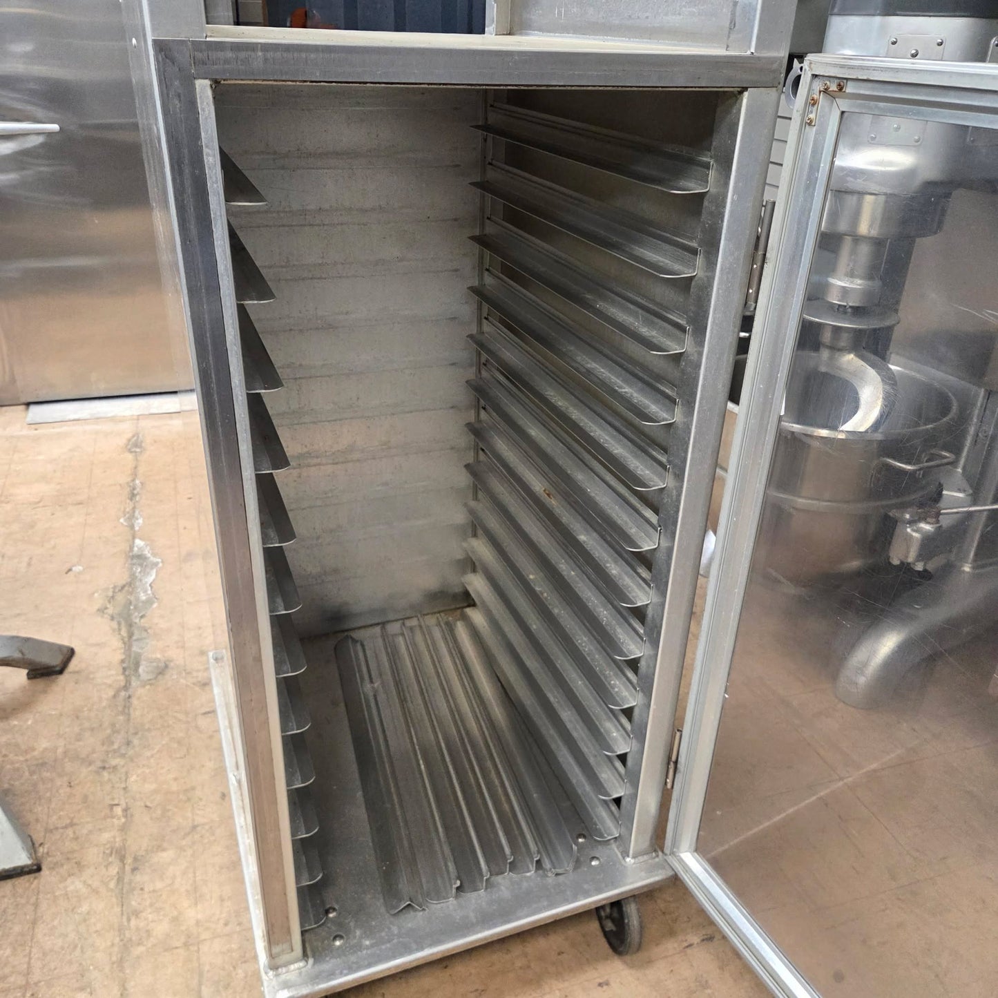 [USED] Lockwood CA72-RR12-6-R Full Height Combo Open Air and Storage Bread Display Cabinet