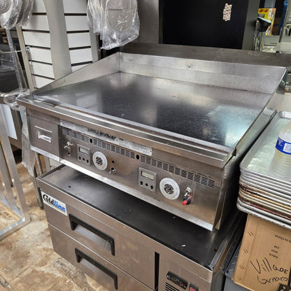 [USED] Keating 36X30FT 36" Miraclean Natural Gas Front Trough Griddle