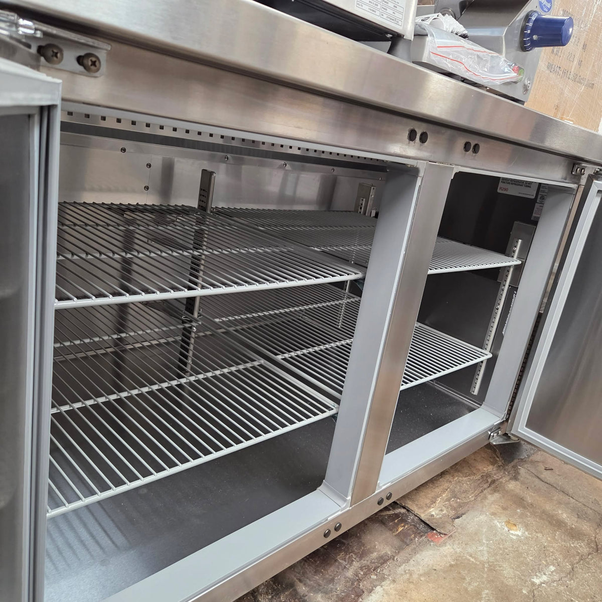 Continental DRA68NSS 68'' Worktop Refrigerator [OPEN-BOX]
