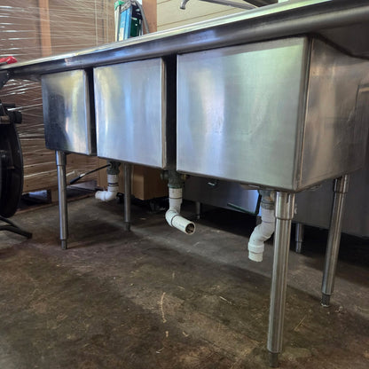 [USED] 88" 3 Compartment Stainless Steel Sink w/ Drainboards (16" x 20" Bowl Size)