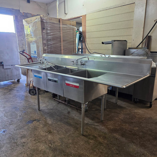 [USED] 102" 3 Compartment Stainless Steel Sink w/ Drainboards (18" x 24" Bowl Size)