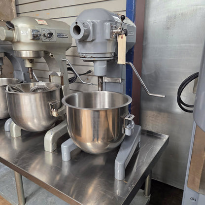 [USED] Hobart A200 20 Qt. Dough Mixer w/ Timer - 115V