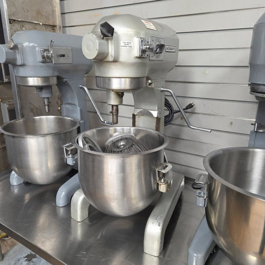 [USED] Hobart A-200T 20 Qt. Dough Mixer w/ Timer - 115V