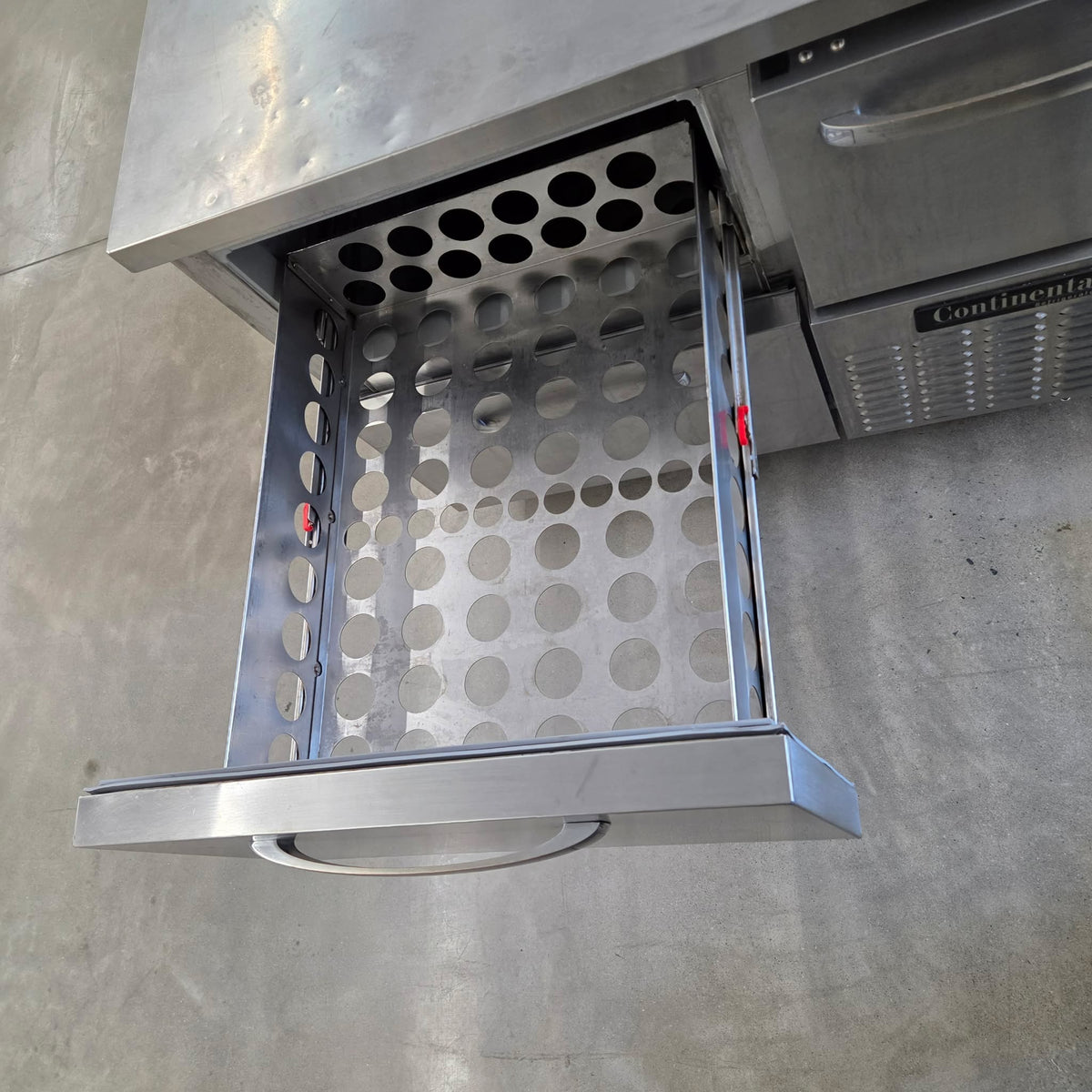 [USED] Continental RA43N-D 43″ Undercounter Refrigerator