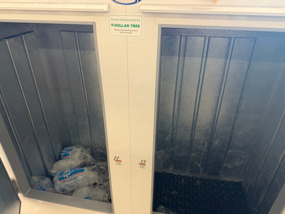 [USED] Leer L060UASP 73" Outdoor Ice Merchandiser w/ (140) 10 lb Bag Capacity