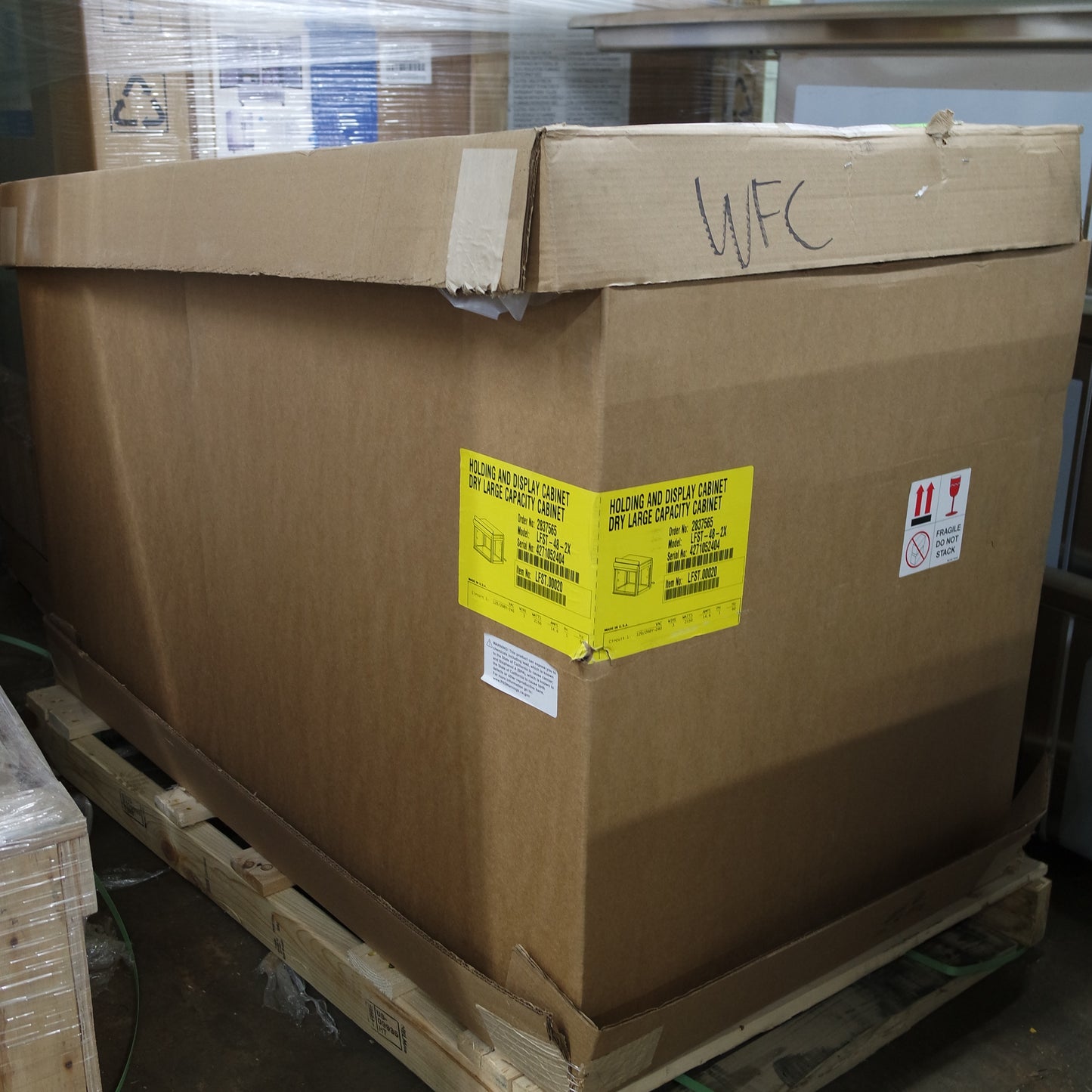 Hatco LFST-48-2X 48" Flav-R-Savor Four Door Large Capacity Merchandising Cabinet [OPEN-BOX]