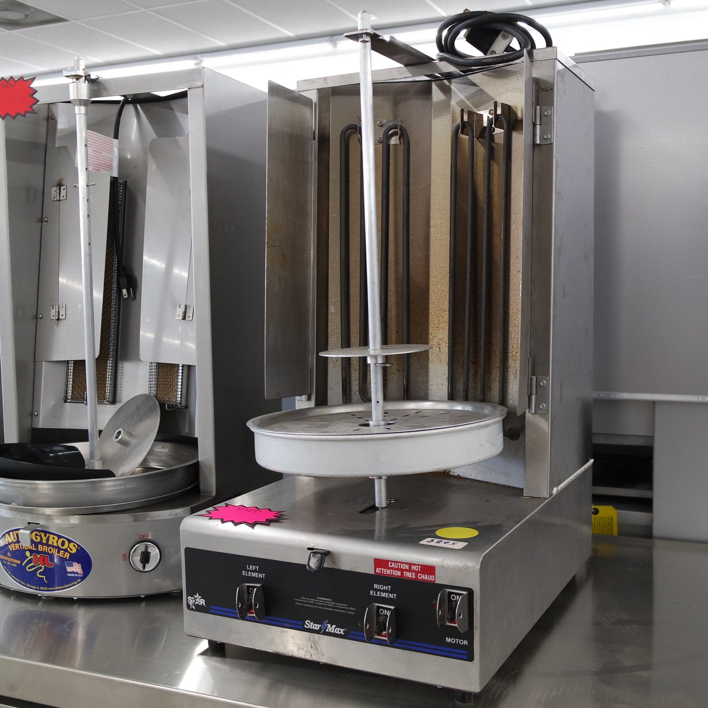 [USED] Star Max VBE30 45lb Electric Vertical Gyro/Meat Broiler - 208V/1Ph
